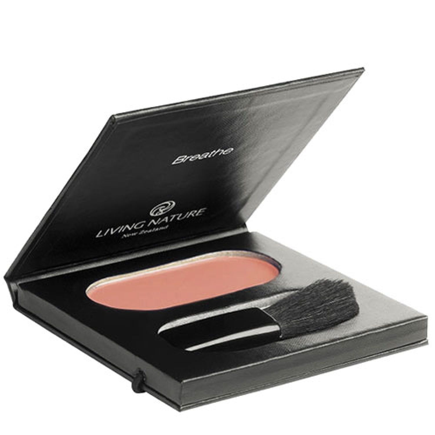 Schwarze Make-up-Palette mit Rouge und Pinsel. Auf der Palette steht "Living Nature". Der Rouge hat eine ovale Form und eine rosa Farbe.