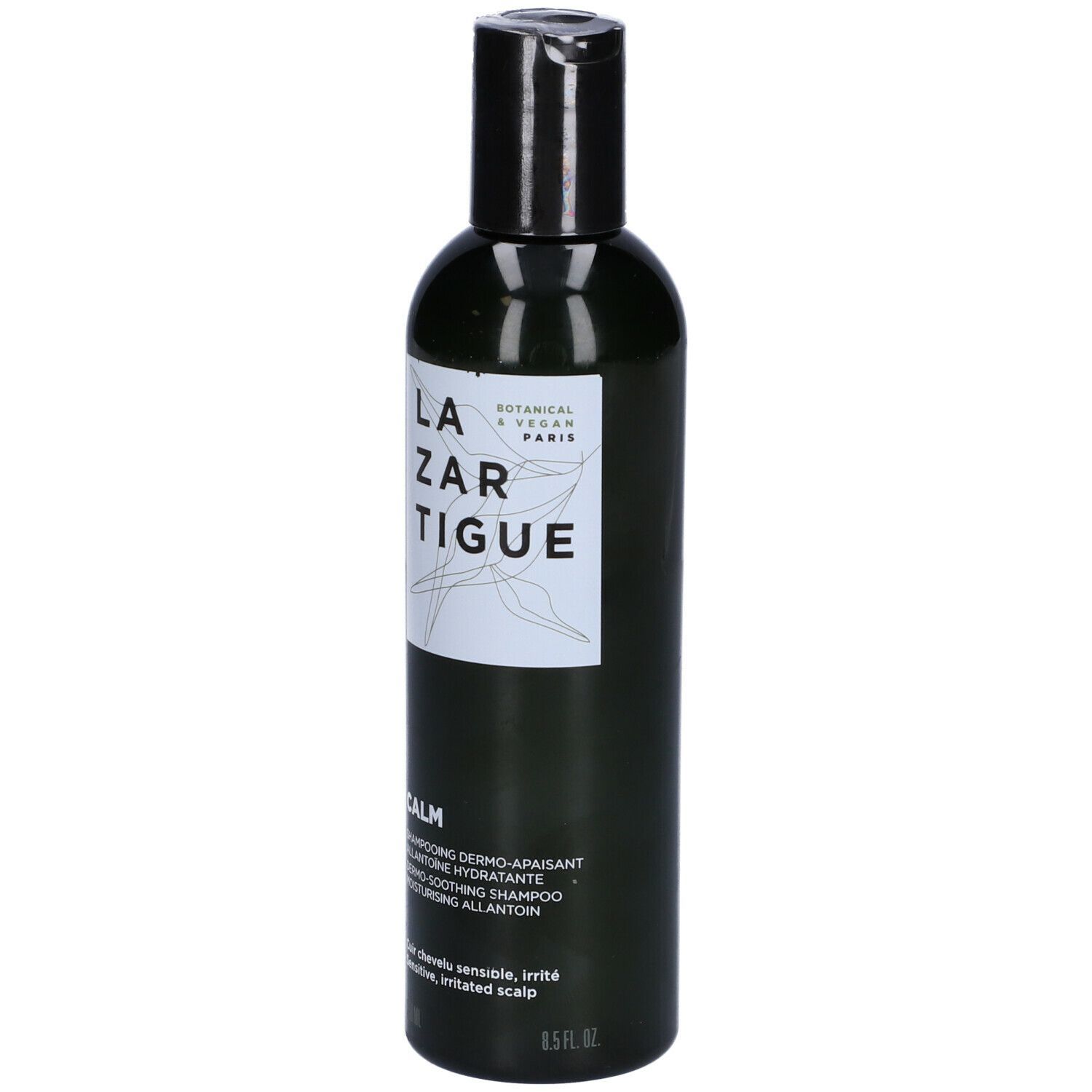 Flacone di shampoo LAZARTIGUE CALM. Flacone verde scuro con tappo nero. Etichetta bianca con logo e informazioni sul prodotto. Testo: Calm.