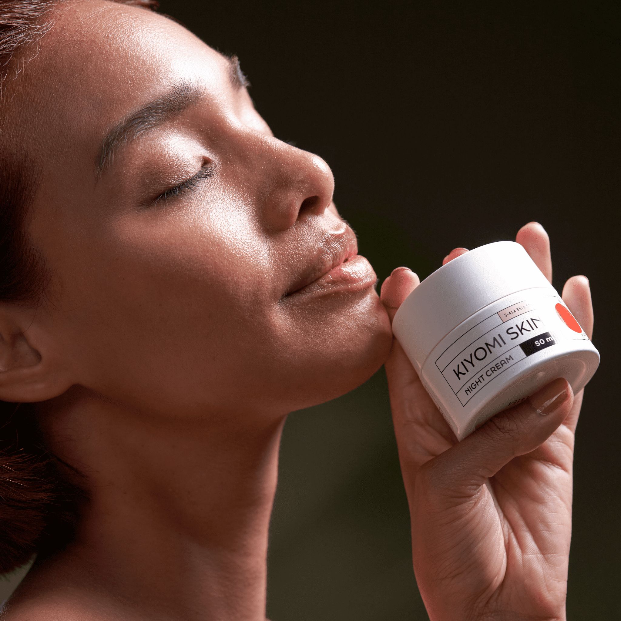 Kiyomi Skin Nachtcreme: Feuchtigkeit & Regeneration mit 5-ALA & Hyaluron für straffe Haut am Morgen