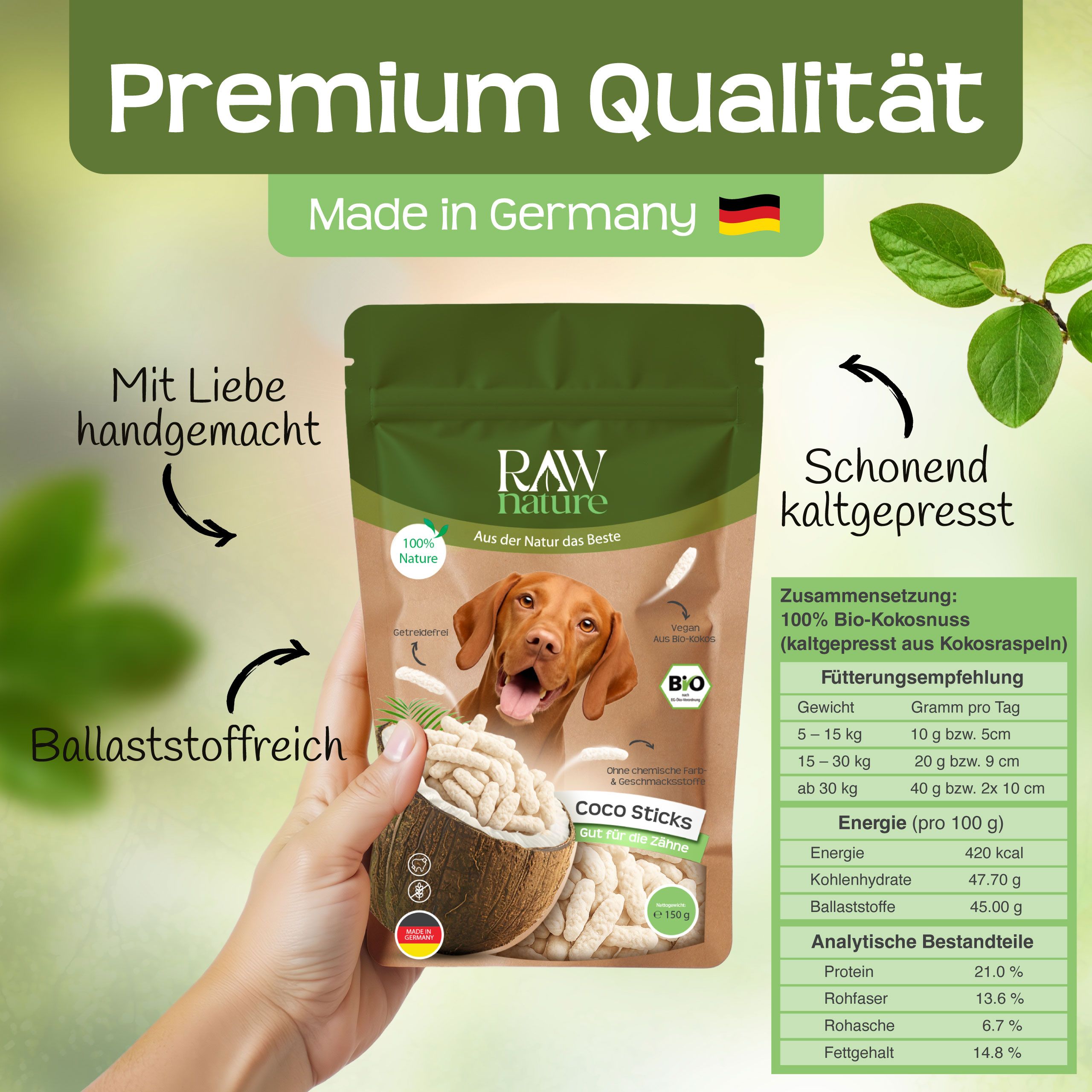 Verpackung mit Kokos-Sticks. Aufdruck: RAW Nature, Premium Qualität, Made in Germany. Text: Mit Liebe handgemacht, ballaststoffreich.