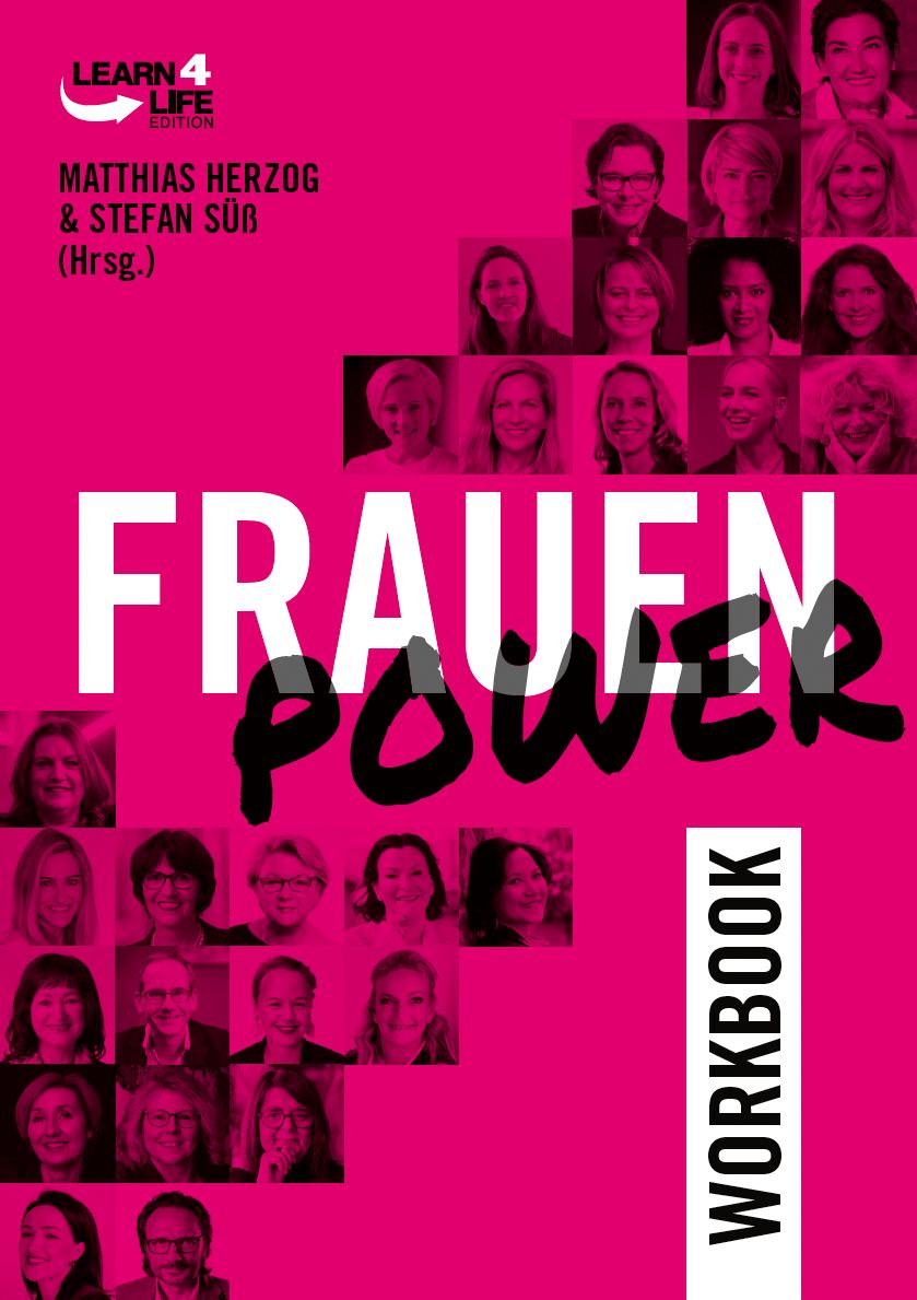 Buchcover mit dem Titel "FRAUEN POWER". Autoren: Matthias Herzog & Stefan Süb. Rosa Hintergrund mit Porträts von Frauen. Das Wort "WORKBOOK" ist vertikal.