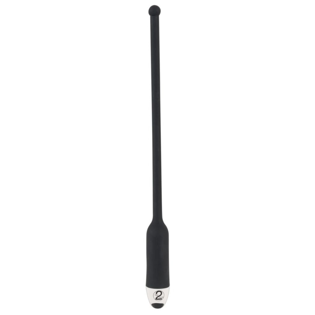 Schwarzer Dilator mit abgerundeter Spitze und verdicktem Mittelteil. Unterteil mit weißem Element und Zahl 2.