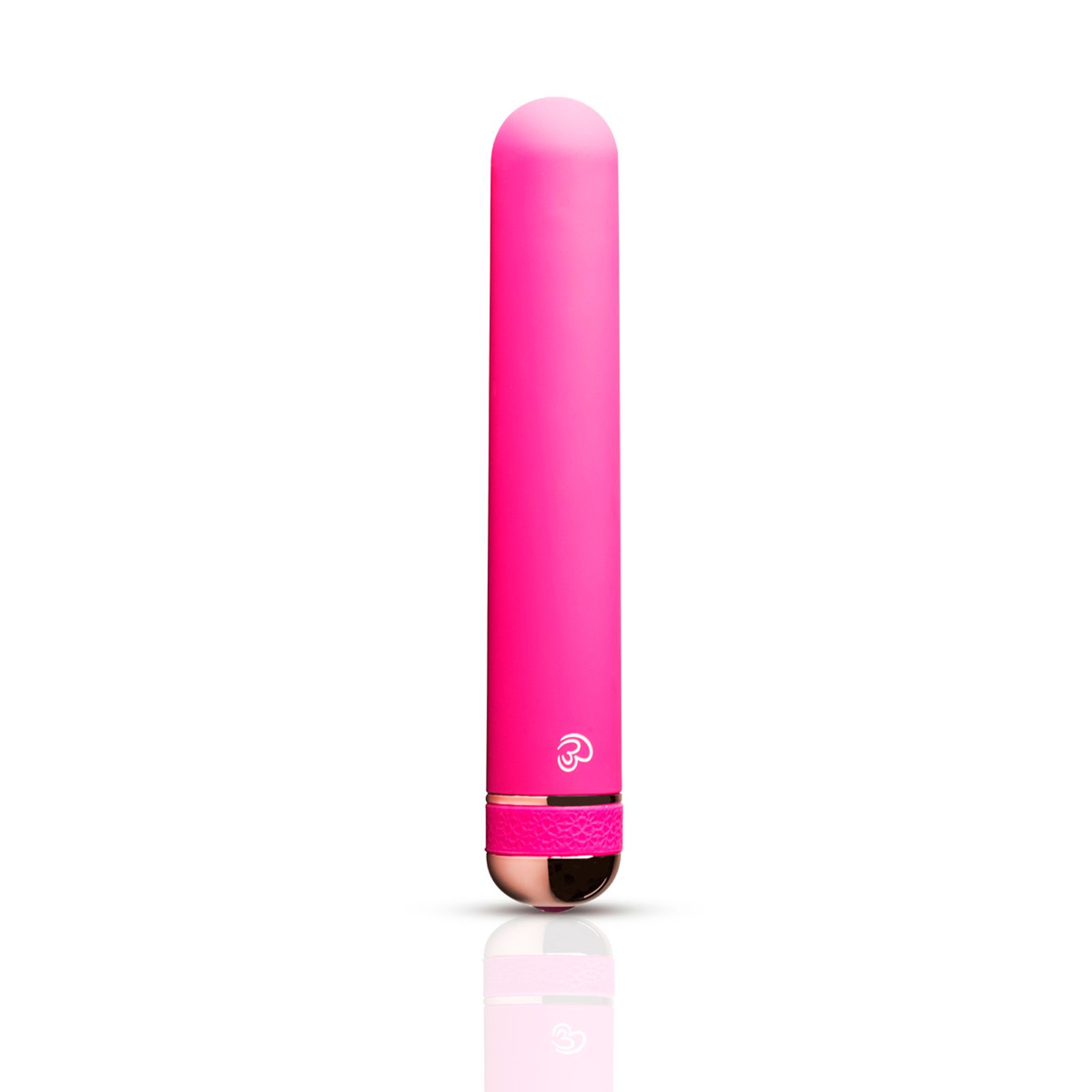 Pinkfarbener Vibrator. Zylindrische Form, abgerundete Spitze. Goldfarbener Ring am unteren Ende. Logo.