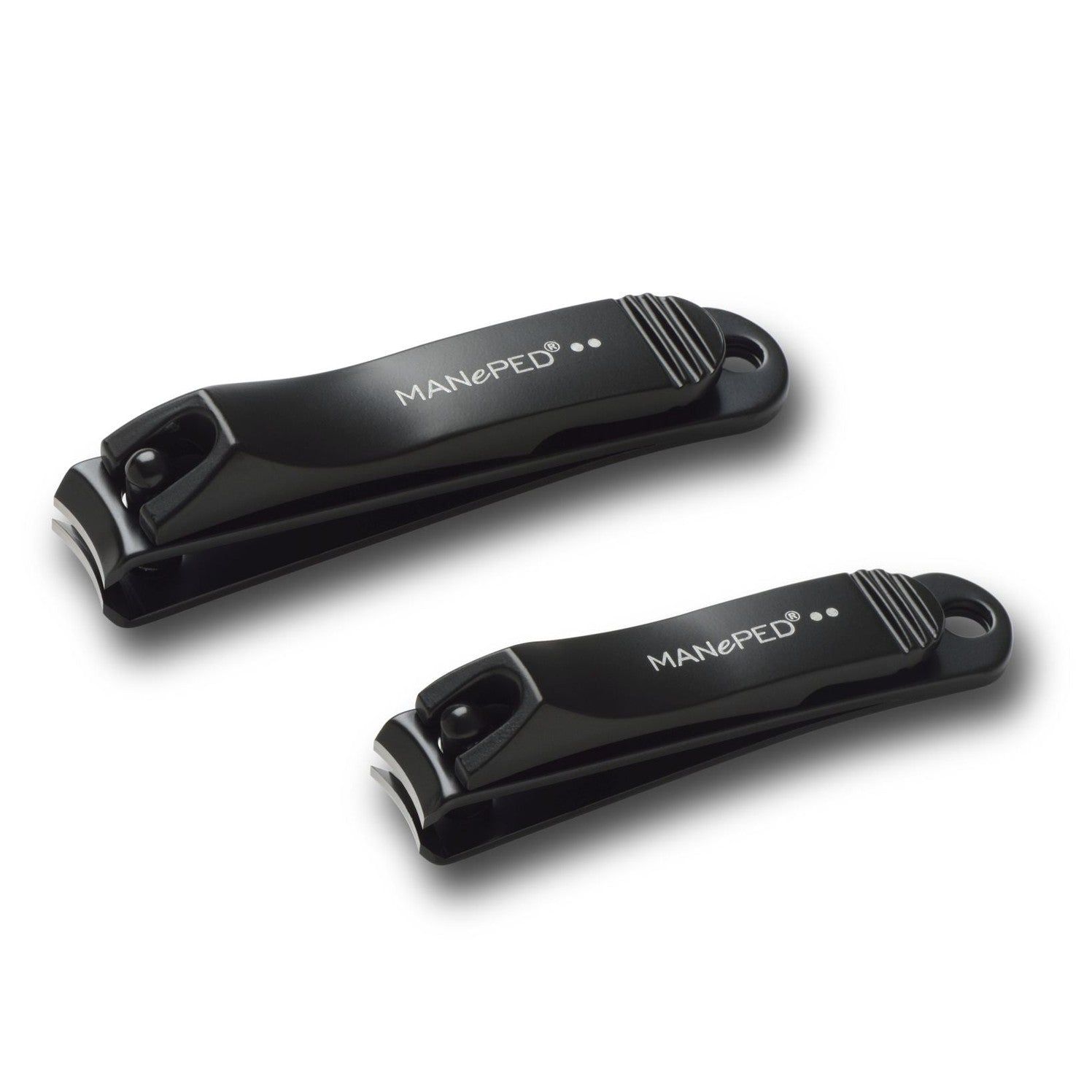 Zwei schwarze Nagelknipser. MANePED ist auf jedem zu sehen. Aus Edelstahl.