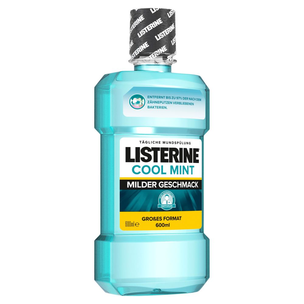 Hellblaue Flasche mit schwarzem Deckel. Aufschrift: Listerine Cool Mint. Großes Format. 600ml.