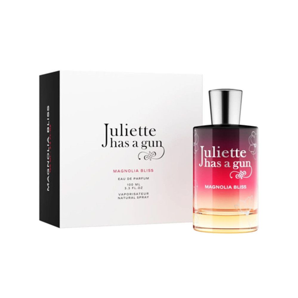 Parfümflakon und Verpackung. Flakon mit Farbverlauf von Rot nach Gelb. Verpackung weiß mit schwarzer Schrift.