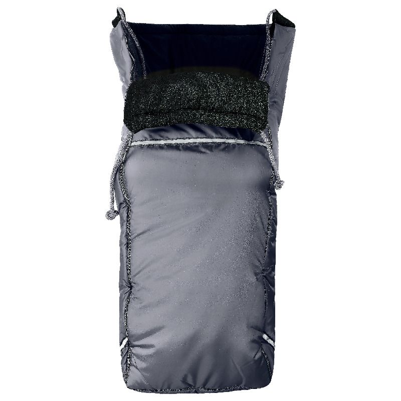 Anthrazitfarbener Schlupfsack mit Fleece-Innenseite. Kordelzug. Für Rollstuhl.
