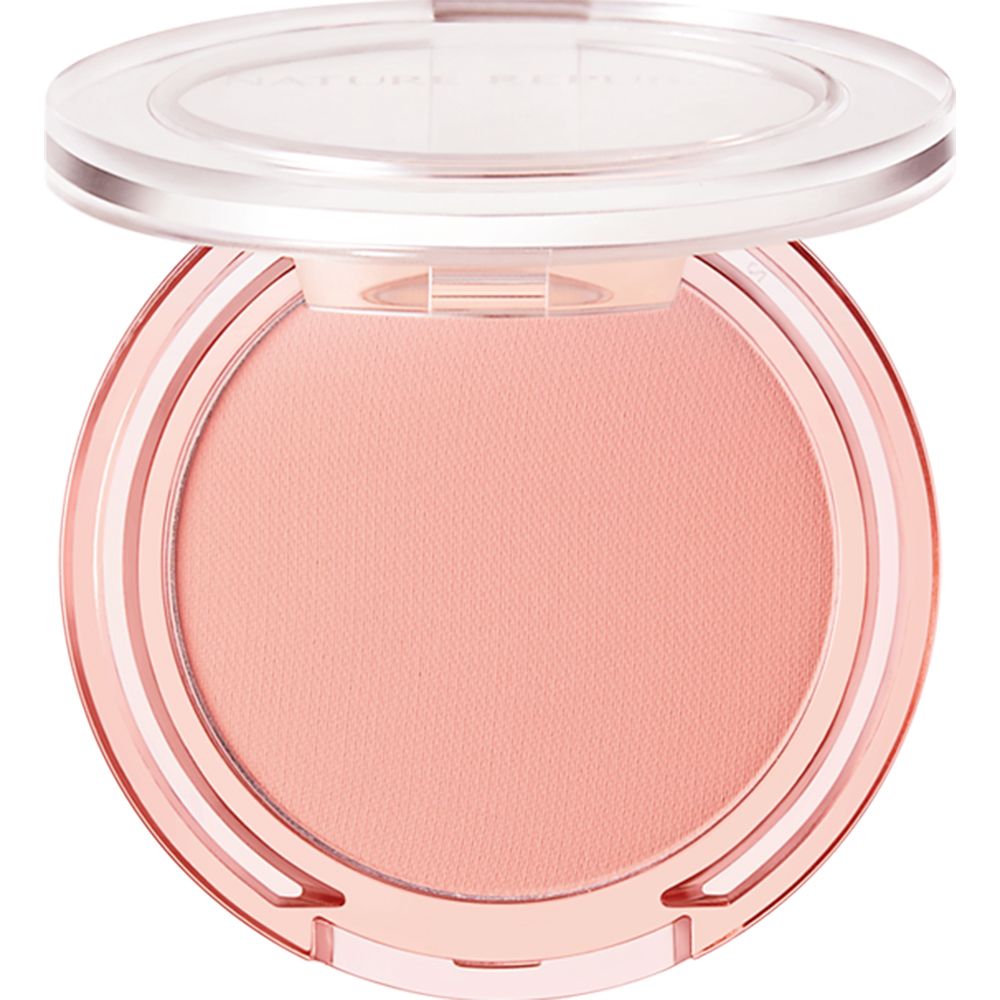 Runder, rosafarbener NATURE REPUBLIC By Flower Blusher Blush. Transparente Verpackung mit offenem Deckel.