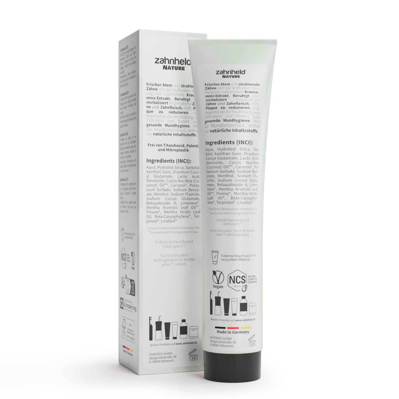 Rückseite der Zahncreme-Tube und Schachtel. "Zahnheld Nature" und "Mint" Schriftzug. Vegan-Siegel. NCS-Siegel.