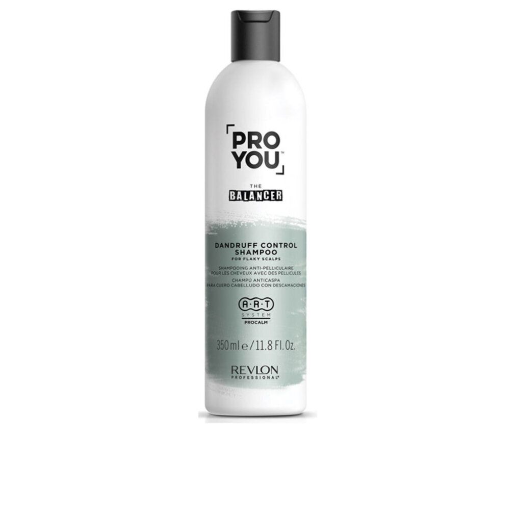 Weiße Shampoo-Flasche mit schwarzem Deckel. Aufschrift: PRO YOU THE BALANCER, Dandruff Control Shampoo. Marke: Revlon.