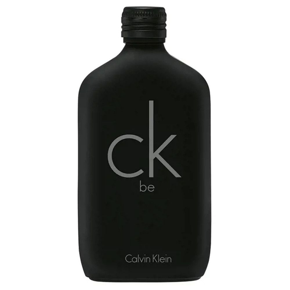 Schwarze Flasche von Calvin Klein CK Be Eau de Toilette. Logo "ck be" auf der Vorderseite. Schwarzer Deckel.