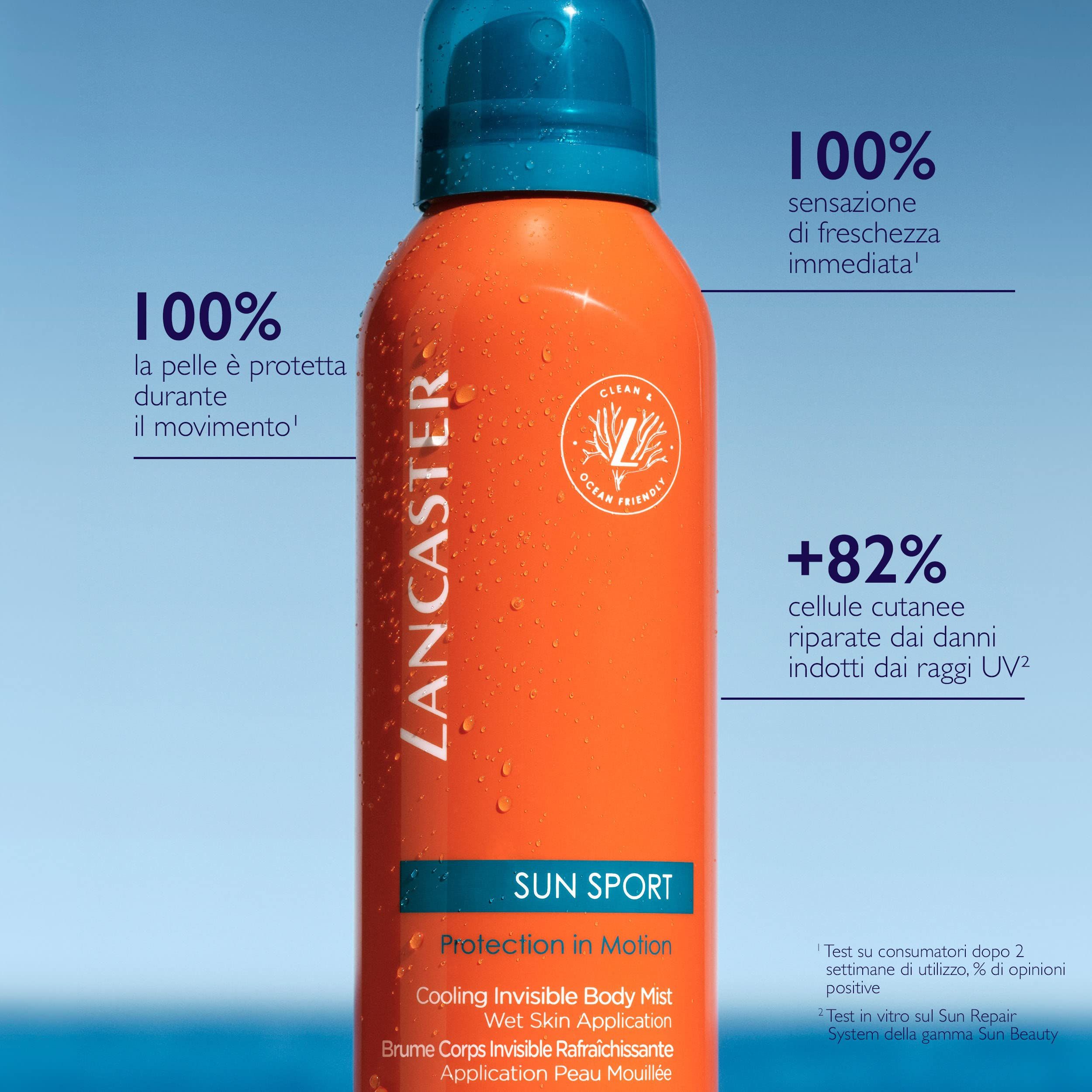 Orangefarbene Sprühflasche mit blauem Deckel. Text: LANCASTER, SUN SPORT. Vegan-Logo. 100% Schutz. +82% reparierte Hautzellen.