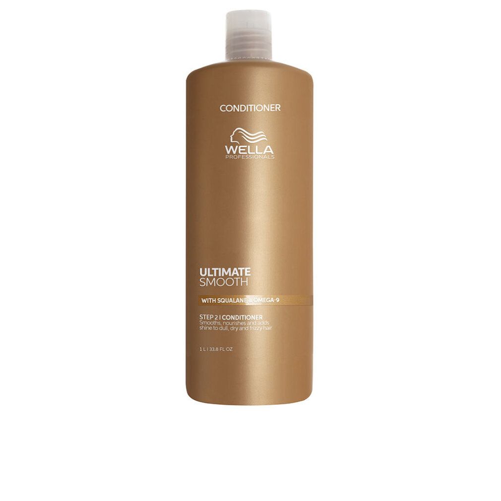 Goldfarbene Flasche mit weißem Deckel. Aufschrift: Wella, Ultimate Smooth, Conditioner. 1L.