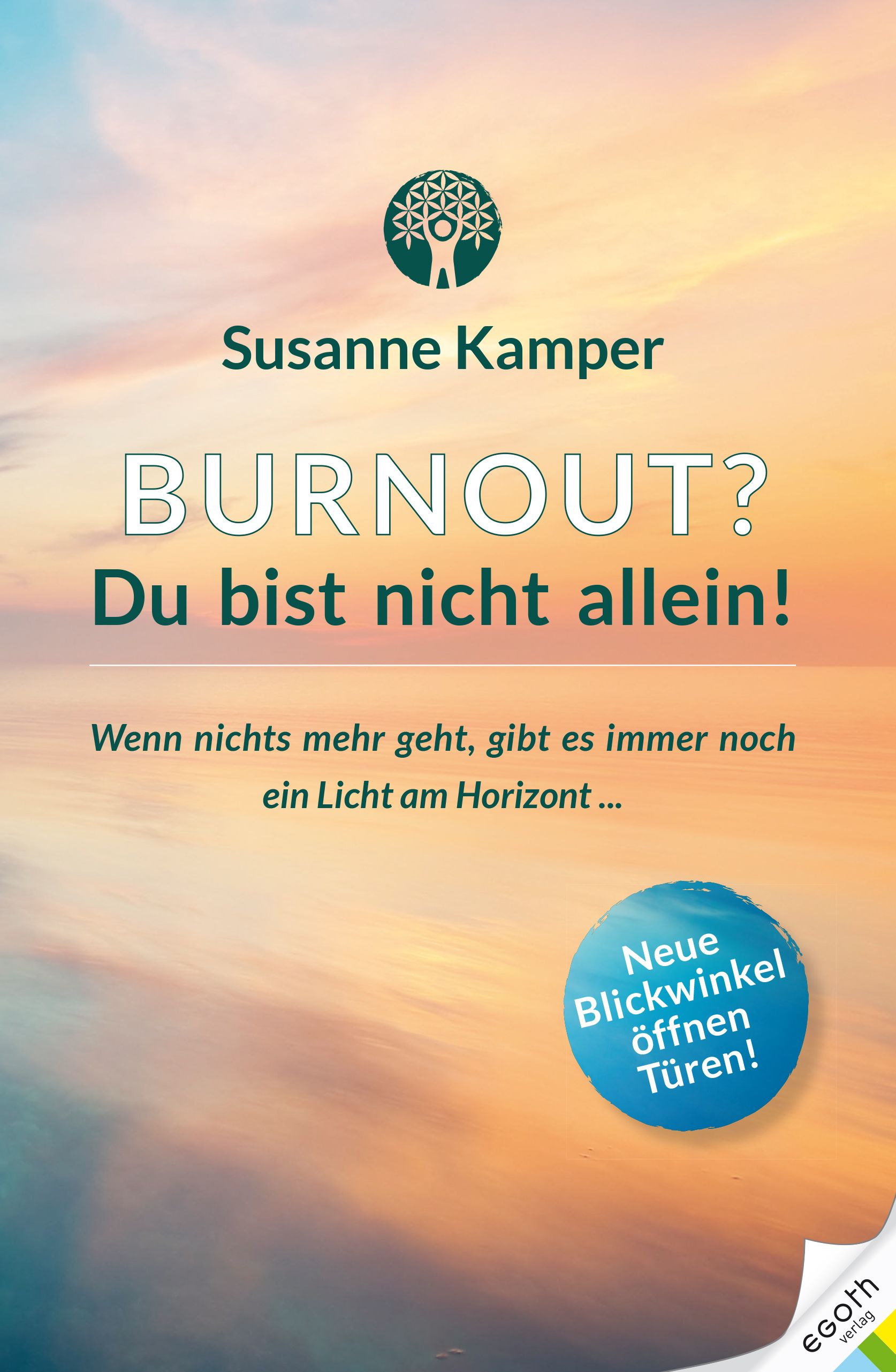 Buchcover mit Titel BURNOUT? von Susanne Kamper. Text auf Hintergrund mit Sonnenuntergang. Blaue Kugel mit Text.
