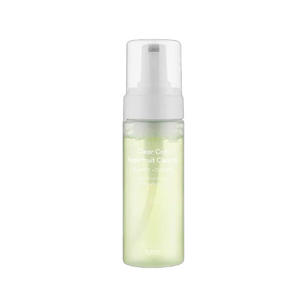 Grünes Cleansing Gel mit Pumpe. Aufschrift: Clear Code Superfruit Cleanser. Marke: PURITO.