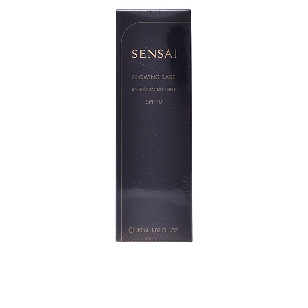 Dunkelblaue Verpackung. SENSAI-Logo. Glowing Base, SPF 10. Volumen: 30 ml.
