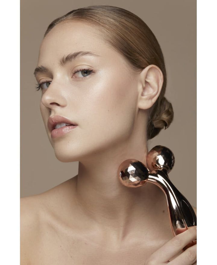 3D-Gesichtsrollenmassage-PALOMA BEAUTIES