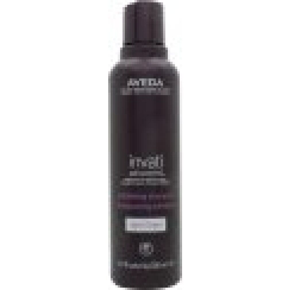 Dunkelviolette Flasche mit Aveda-Logo und Invati Advanced-Schriftzug. Exfolierendes Shampoo, light/léger. Vegan-Symbol.