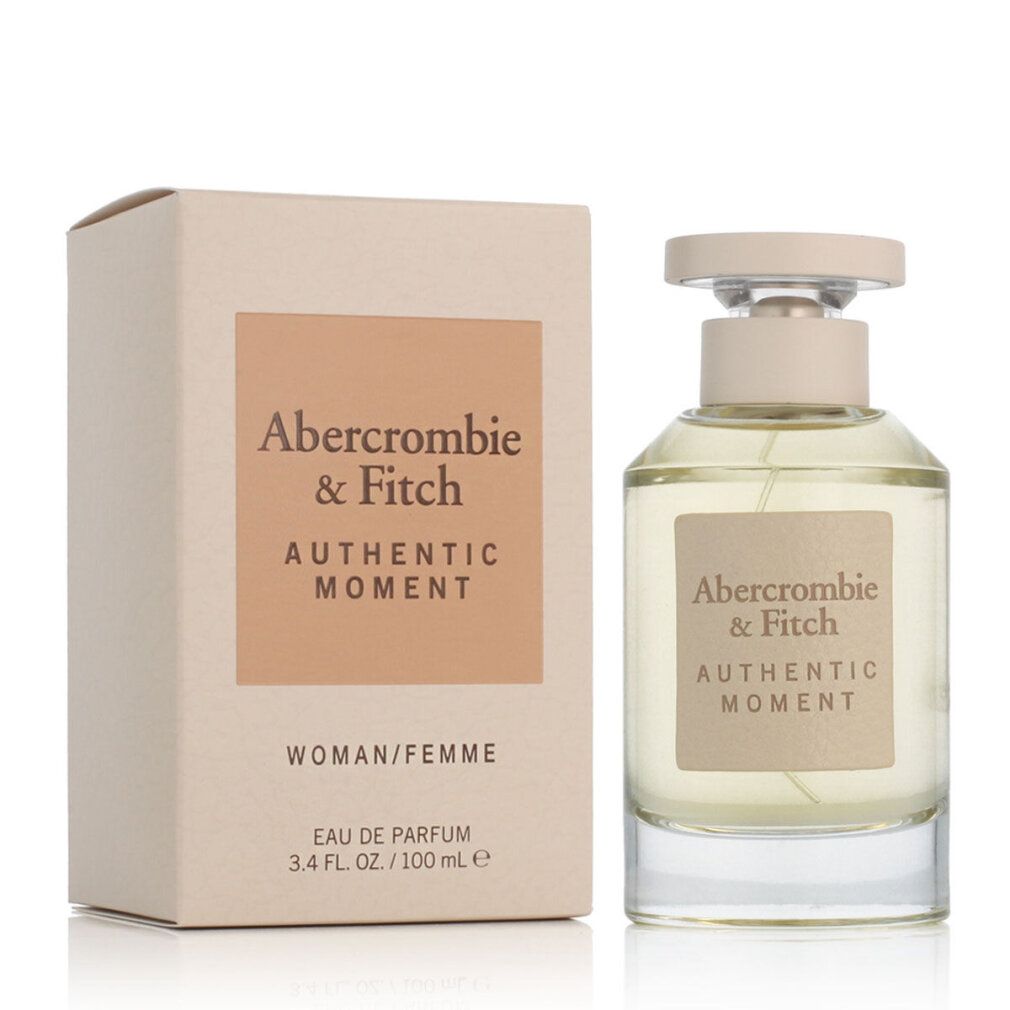 Parfümflasche und -verpackung. Aufschrift: Abercrombie & Fitch, Authentic Moment, Woman/Femme. 100 ml.