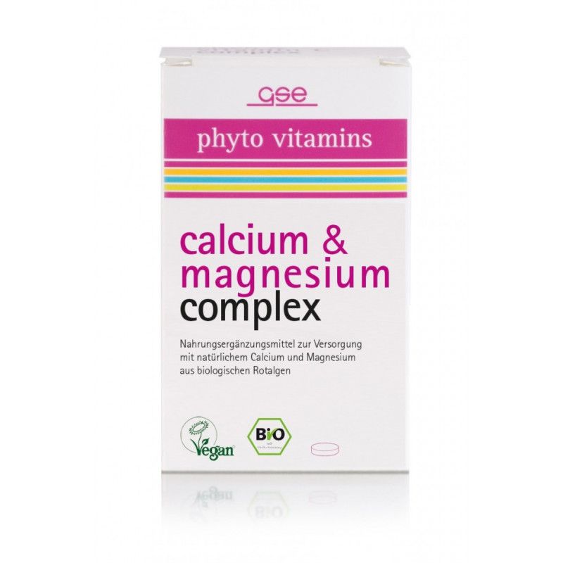 Weiße Schachtel mit "gse phyto vitamins calcium & magnesium complex" Schriftzug. Vegan- und Bio-Siegel.