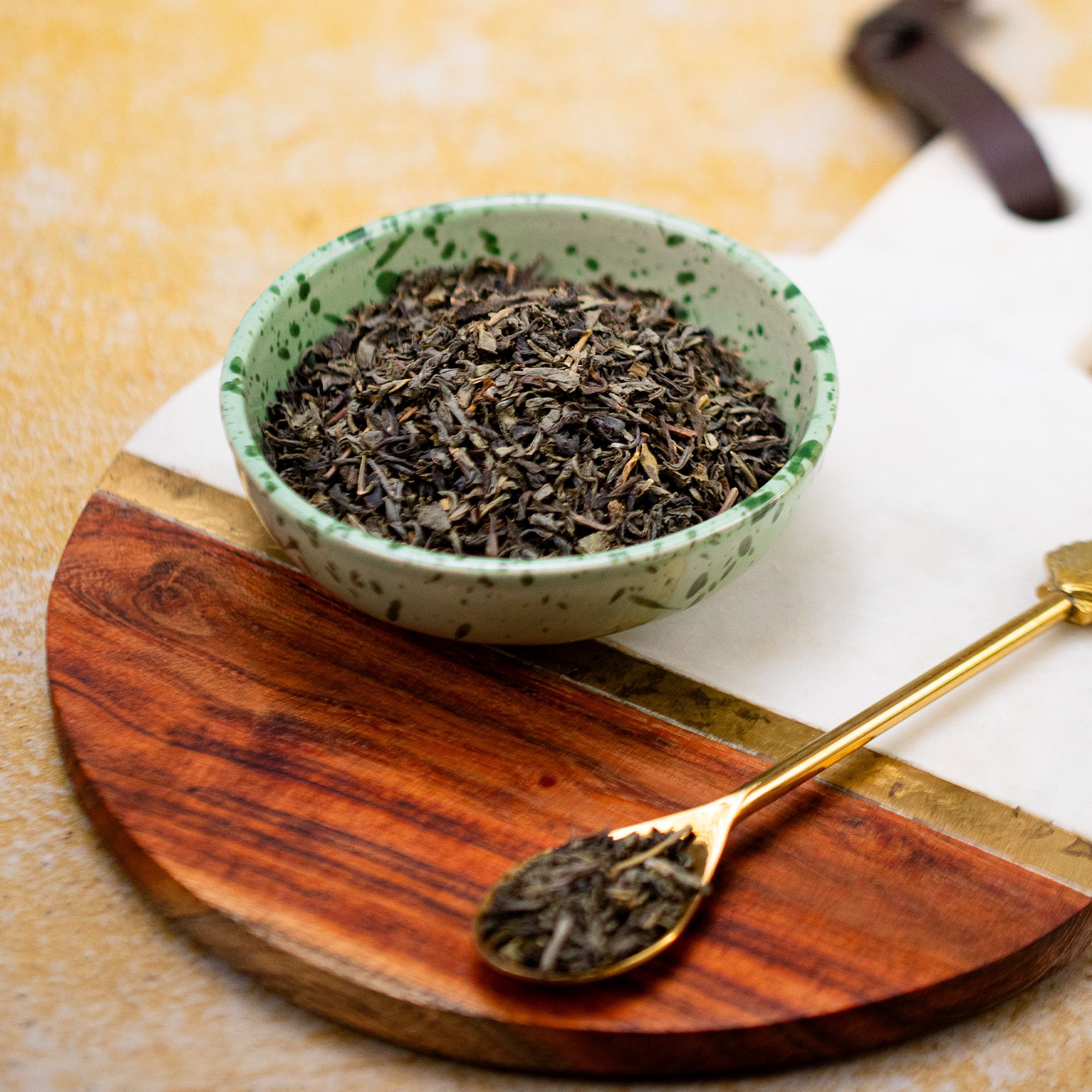 teeverliebt - Assam Bherjan TGFOP loser Bio Grüntee