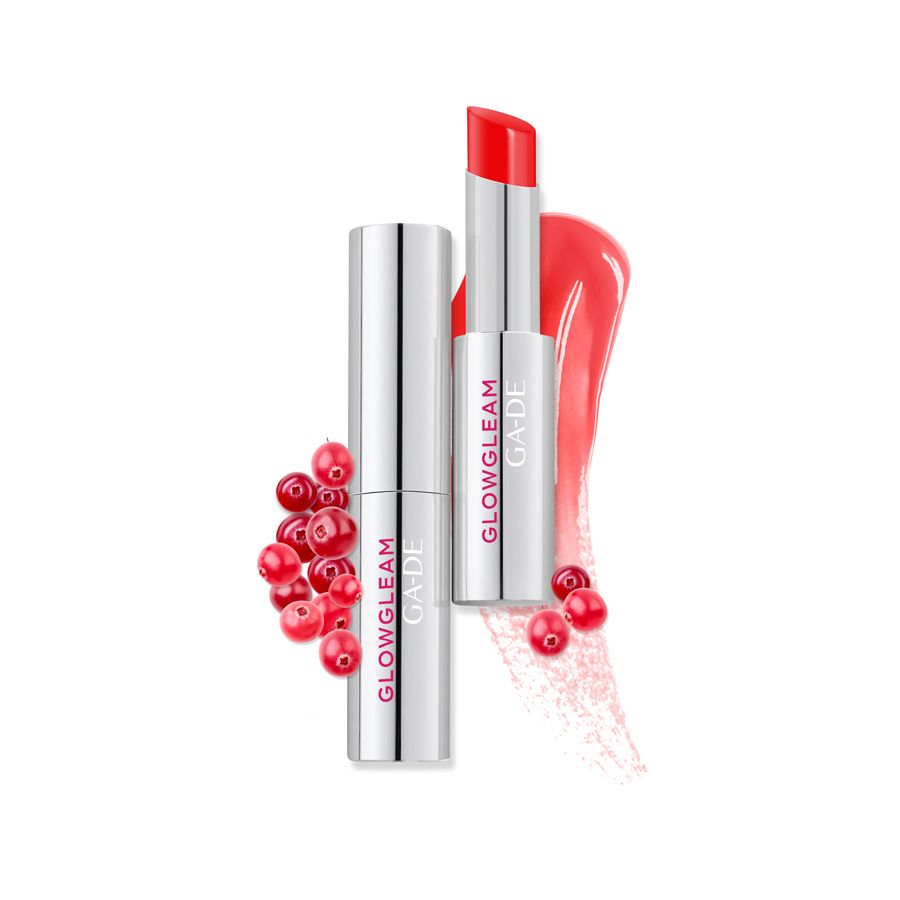 Roter Lippenstift mit silberner Hülse. Aufschrift: GLOWGLEAM, GA-DE. Daneben rote Beeren.