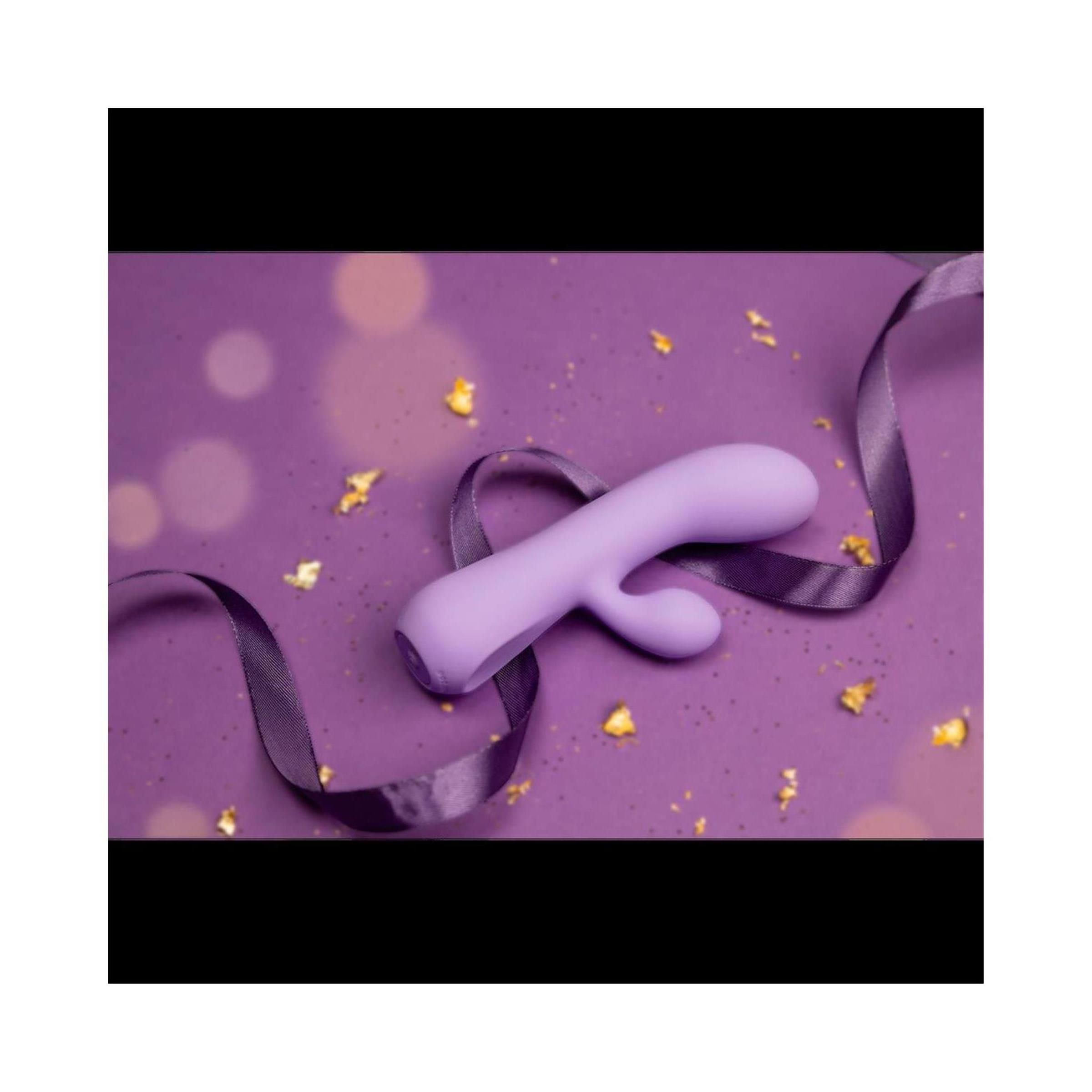 Doc Johnson - Aura - Rechargeable Silicone Rabbit Vibeilac