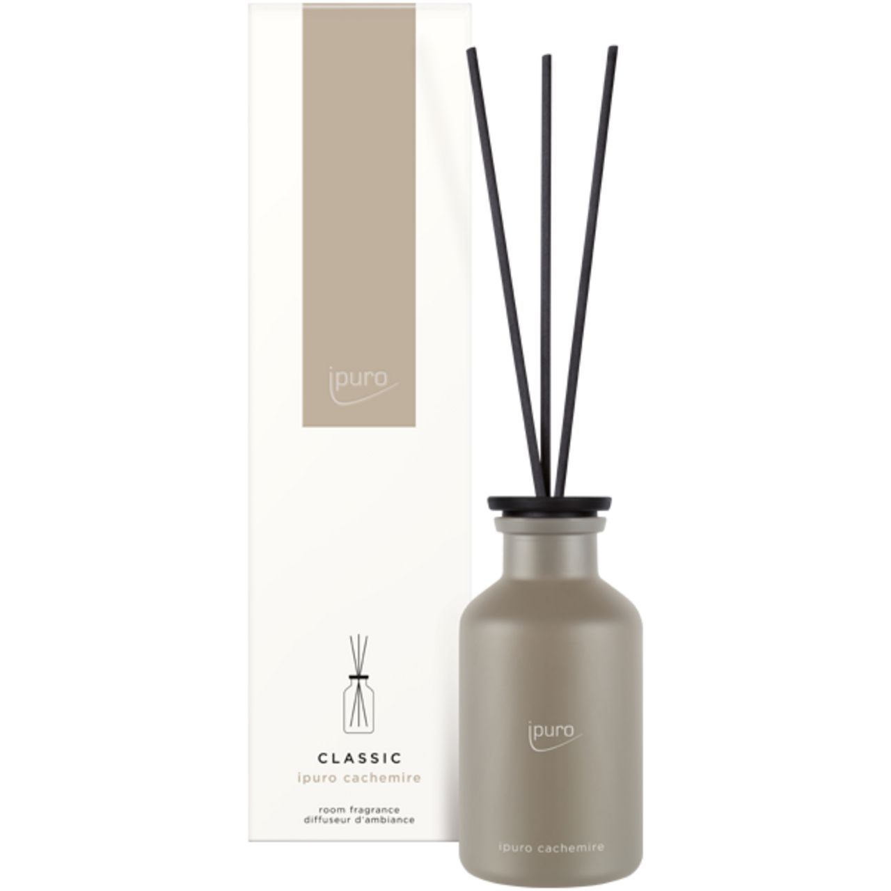 Raumduft-Diffusor mit Stäbchen und Verpackung. Beige Flasche, schwarze Stäbchen, weiße Verpackung mit Logo.