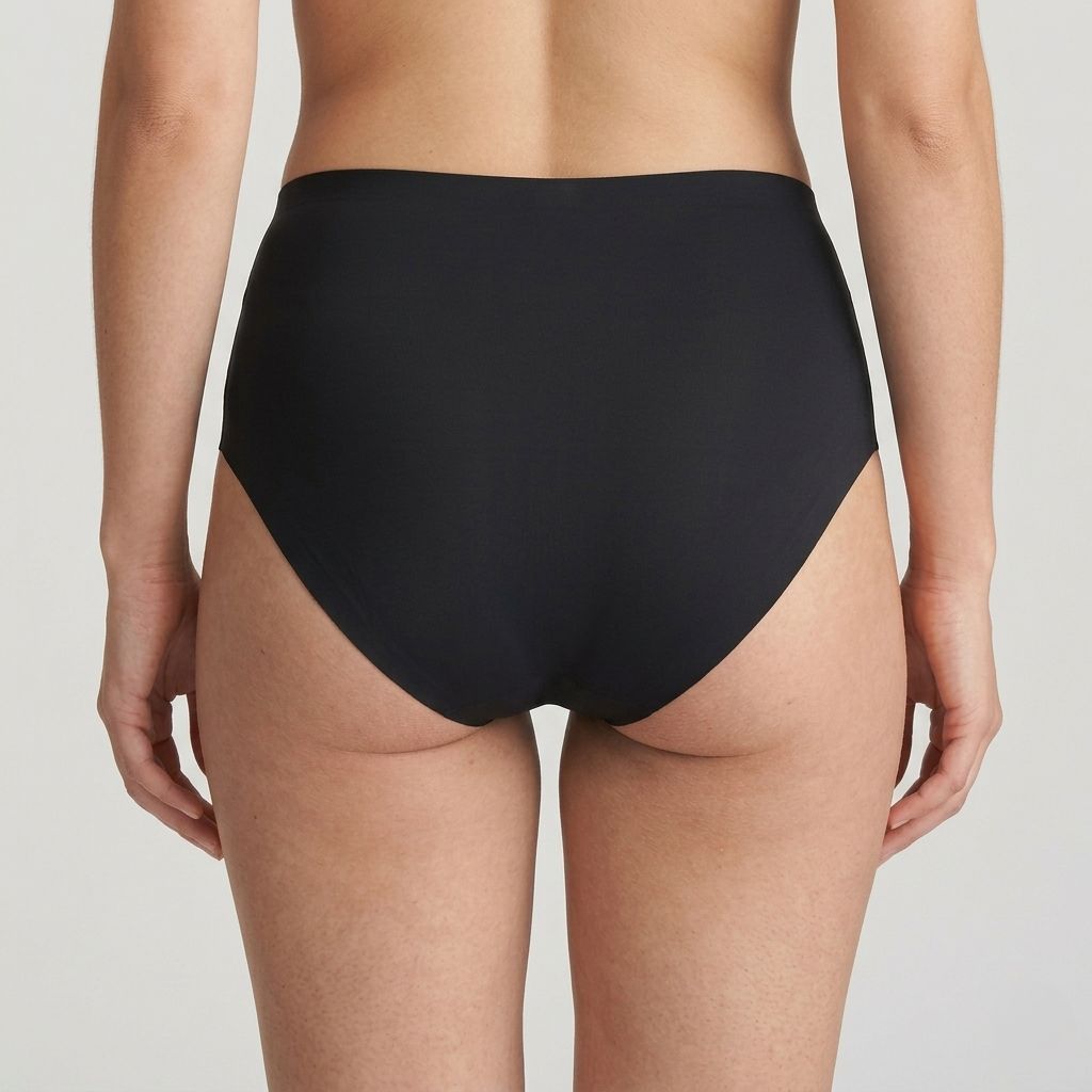 Schwarze Periodenunterhose, Rückansicht. Hoher Bund, glatter Stoff. Angedeutete Beinabschlüsse.