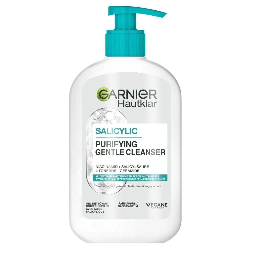 Weisse Flasche mit grünem Pumpkopf. Aufschrift: Garnier Hautklar Salicylic Purifying Gentle Cleanser. Vegan-Siegel.