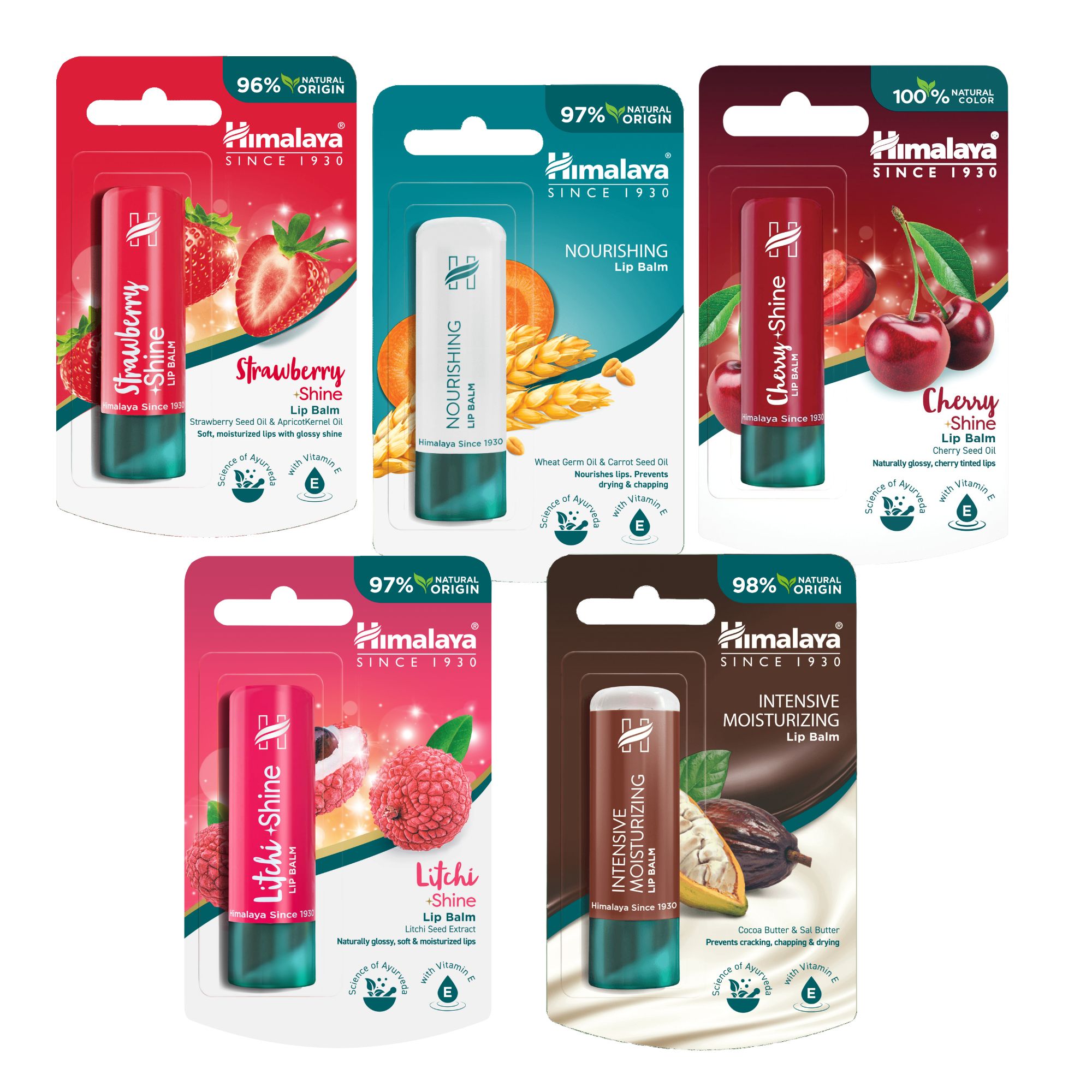 Fünf Lippenbalsam-Verpackungen. Jede zeigt einen Lippenbalsam-Stick und eine Frucht. Markenname: Himalaya. Text: Shine, Nourishing, Intensive Moisturizing.