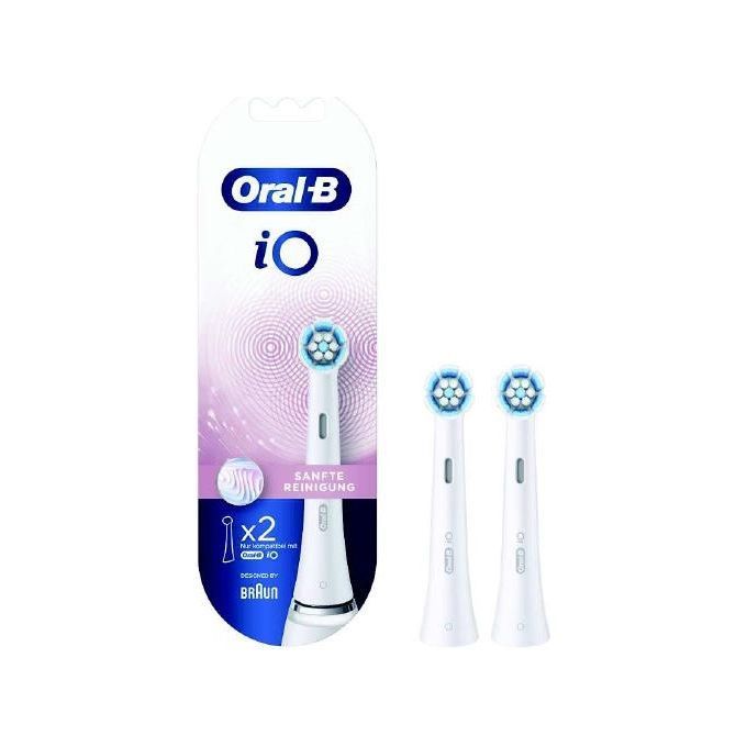 Verpackung mit zwei Aufsteckbürsten. Oral-B iO Logo und Produktbezeichnung.