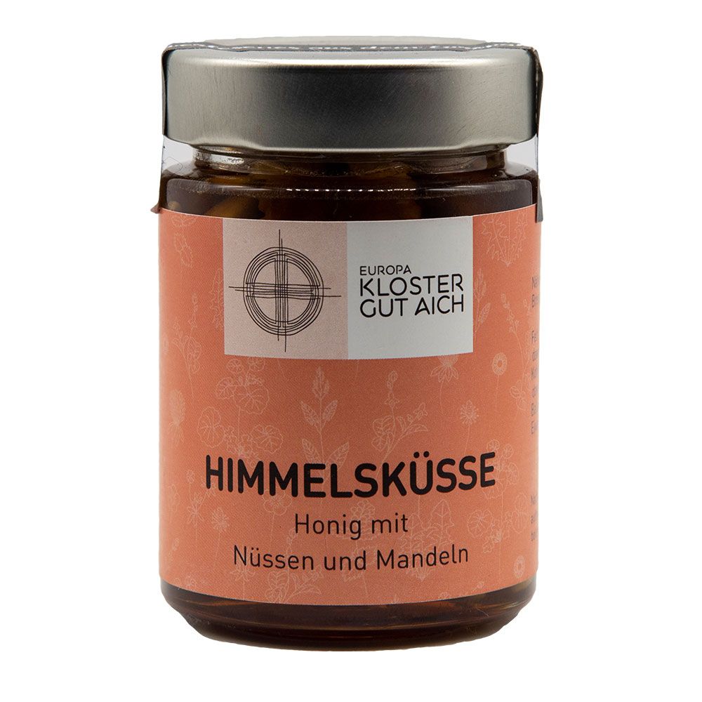 Glas mit Honig, Nüssen und Mandeln. Etikett mit Produktname und Logo.