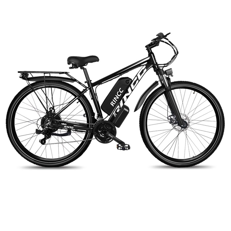 Schwarzes Rincc R200 E-Bike mit Gepäckträger und Schutzblechen. Akku am Rahmen. Rincc-Logo sichtbar.