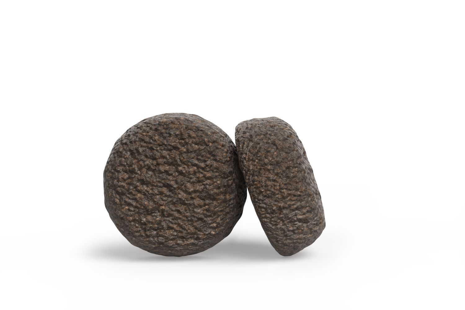 Zwei runde, braune Kroketten. Rauhe Oberfläche. Auf weißem Hintergrund.