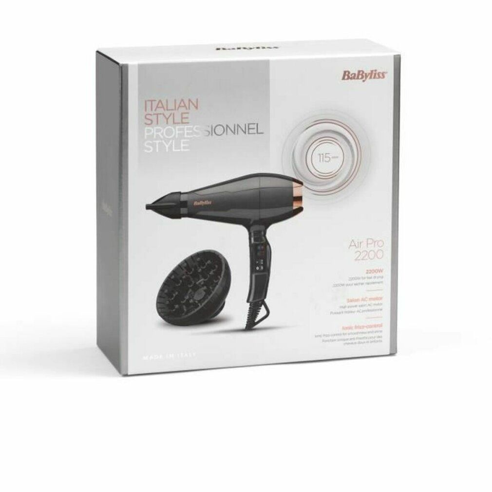 Verpackung mit Haartrockner. Marke BaByliss. Text: Italian Style, Air Pro 2200.