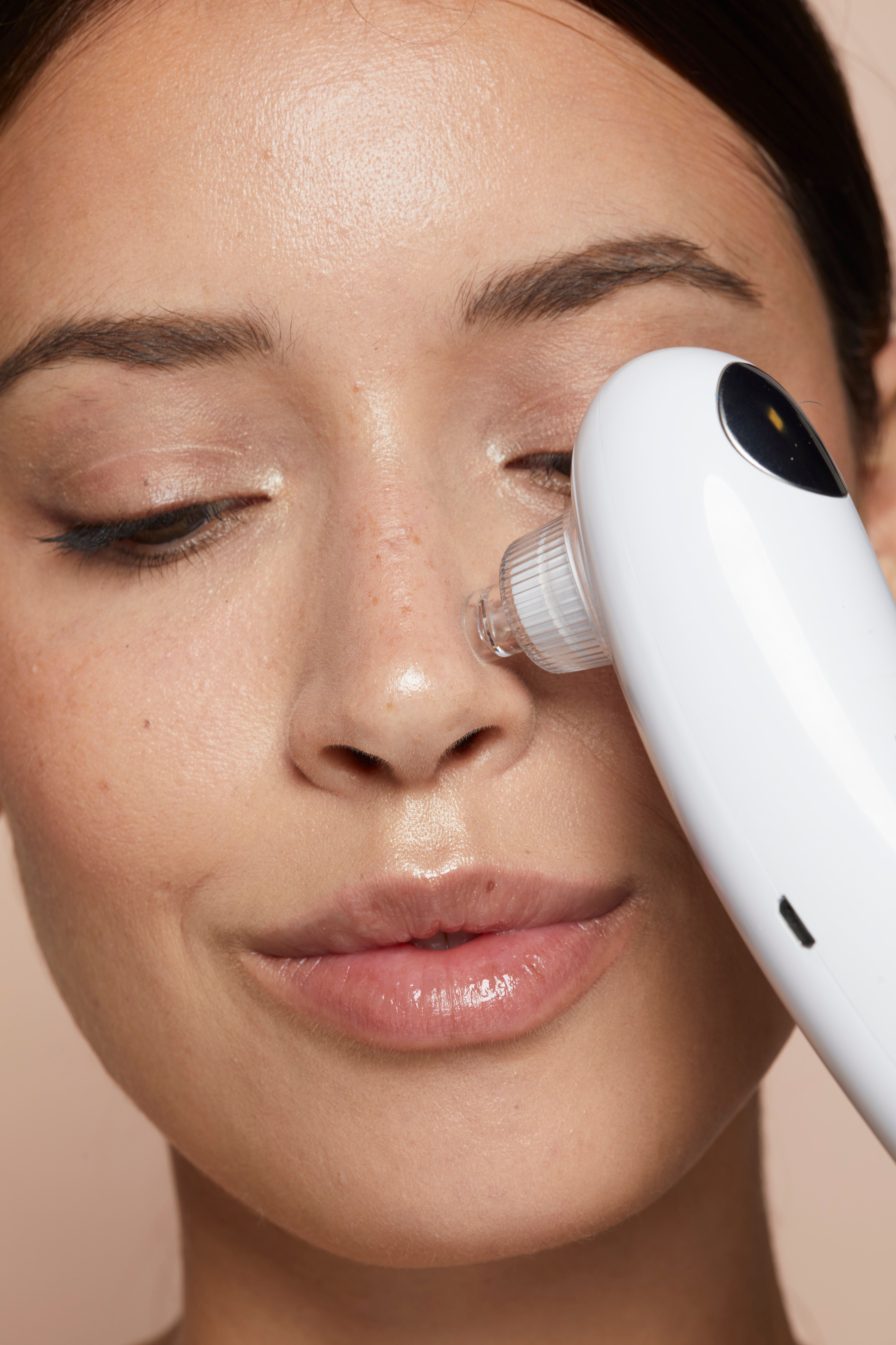 Mitesser-Staubsauger mit Hydrodermabrasionsgerät-PALOMA BEAUTIES