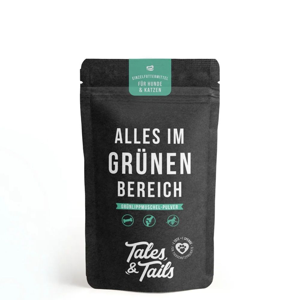 Schwarze Verpackung mit weißer Schrift. Oben steht "Für Hunde & Katzen". Darunter "Alles im grünen Bereich". Logo von Tales & Tails.