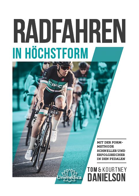 Buchcover mit dem Titel "Radfahren in Höchstform". Ein Radrennfahrer auf einem Rennrad wird von anderen Fahrern verfolgt.
