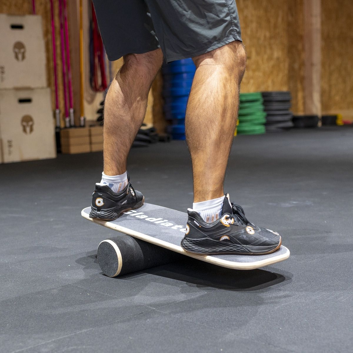 Balance Board Balancebrett aus Holz mit Rolle