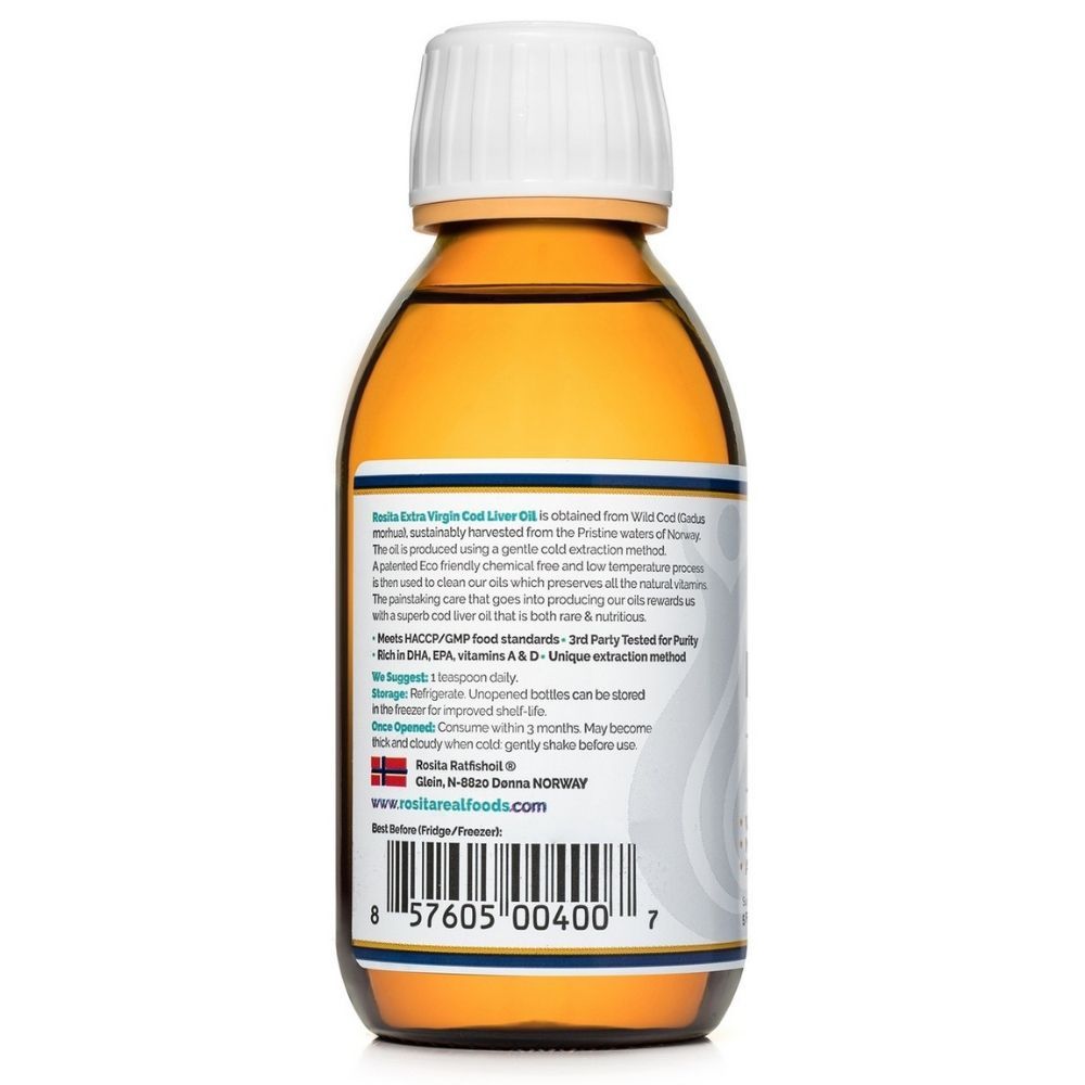 Rückseite einer Flasche Rosita Premium Extra Virgin Lebertran. Enthält Produktbeschreibung, Herkunft und Zertifizierungen.