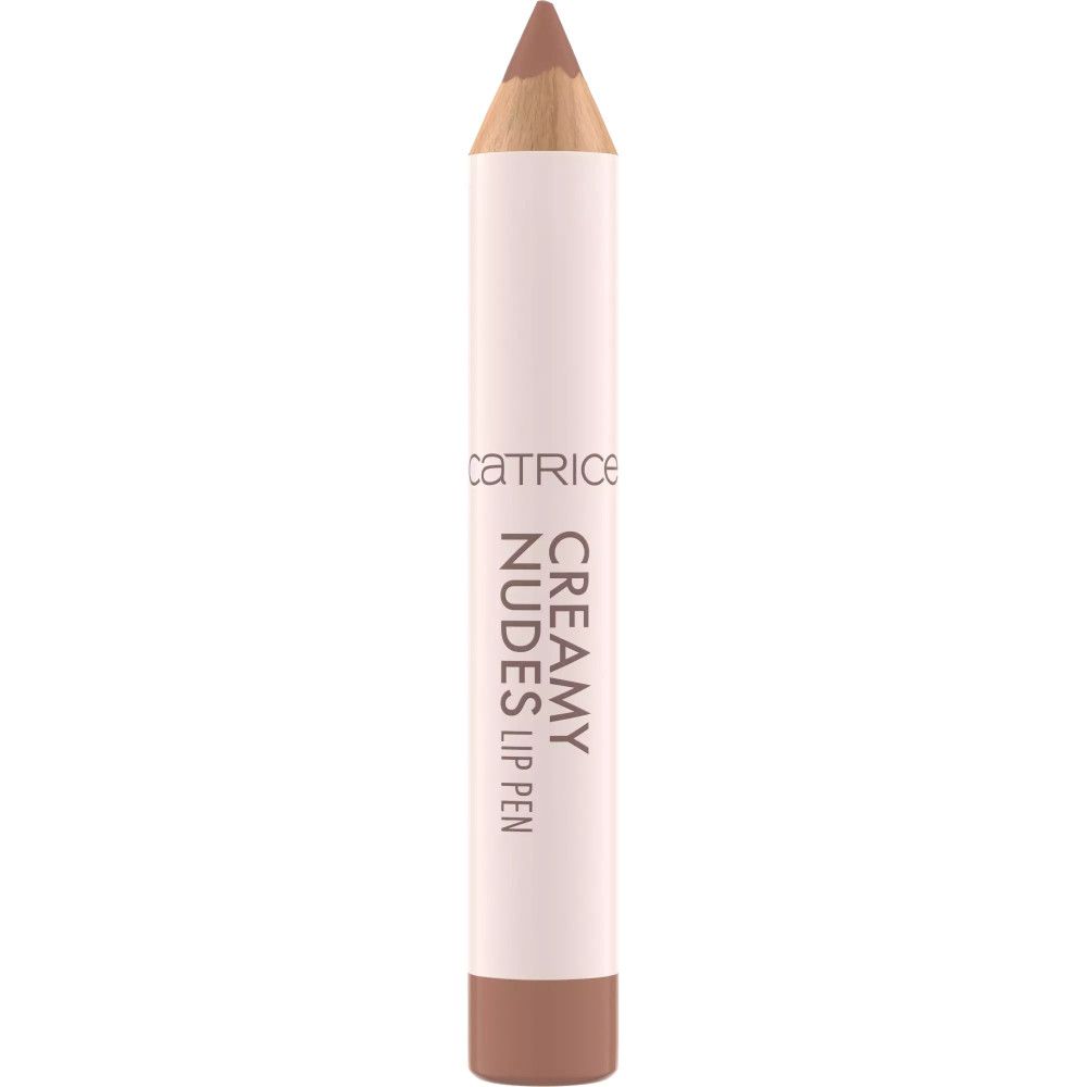 Lippenkonturenstift. Weißer Schaft mit brauner Spitze. Aufschrift: CATRICE CREAMY NUDES LIP PEN.