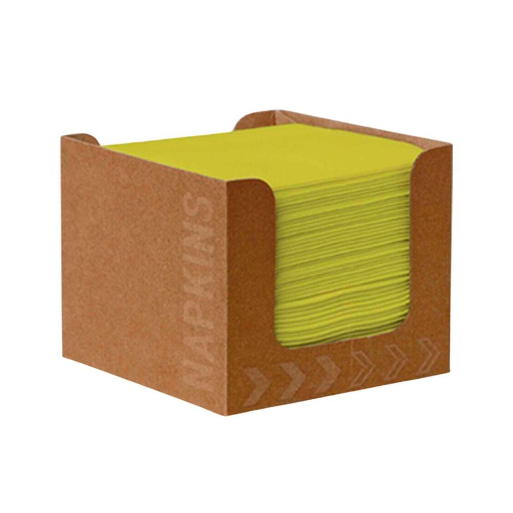 Serviettenbox mit gelben Servietten. Braune Kartonbox mit Aussparung. Aufschrift: NAPKINS. Pfeil-Dekor. Stapel gelber Servietten sichtbar.