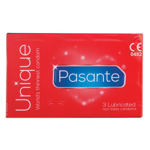 Rote Verpackung mit "UNIQUE" und "Pasante". Enthält 3 Kondome. CE-Kennzeichnung. "World's thinnest condom".