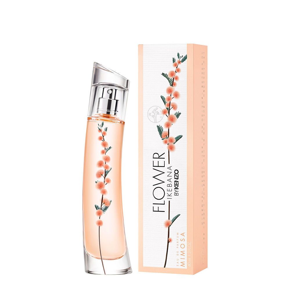 Parfümflakon und Verpackung. Flakon mit floralem Design, Schriftzug Flower Ikebana by Kenzo. Verpackung mit floralem Muster und Schriftzug.