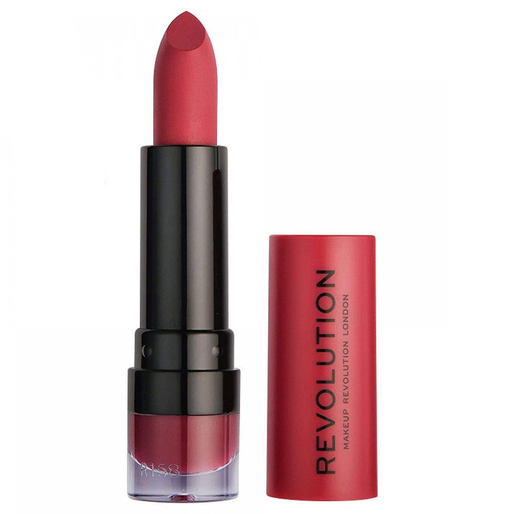 Roter Lippenstift, geöffnet. Schwarzer Korpus, transparente Basis. Rote Kappe mit "REVOLUTION MAKEUP REVOLUTION LONDON"-Schriftzug.