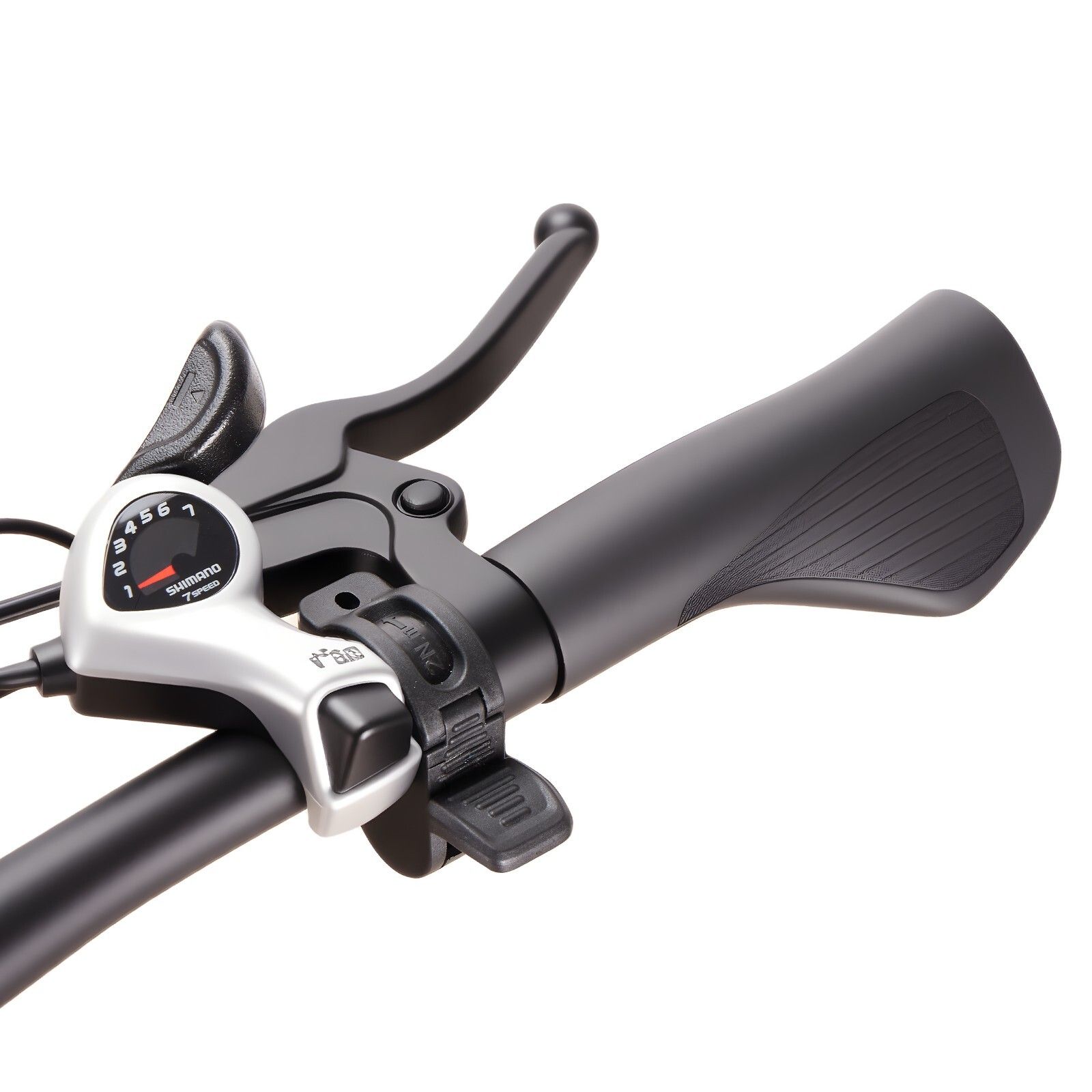Lenker mit Griff, Bremshebel und Gangschaltung. Schwarze Farbe. Shimano-Logo sichtbar.