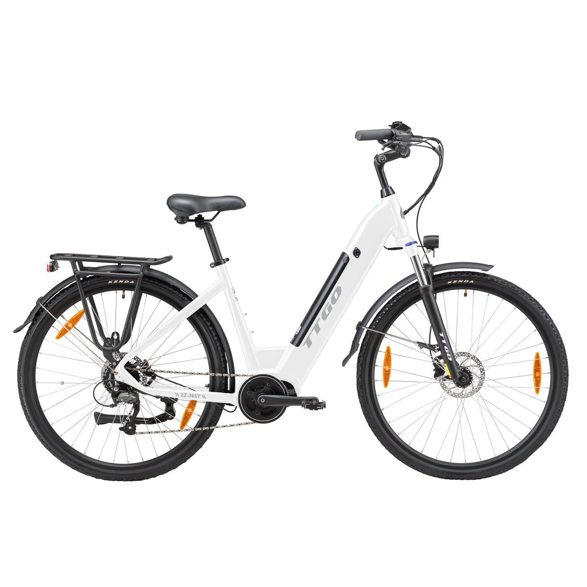 Weißes E-Bike mit schwarzen Reifen und Gepäckträger. Auf dem Rahmen steht TTGO.