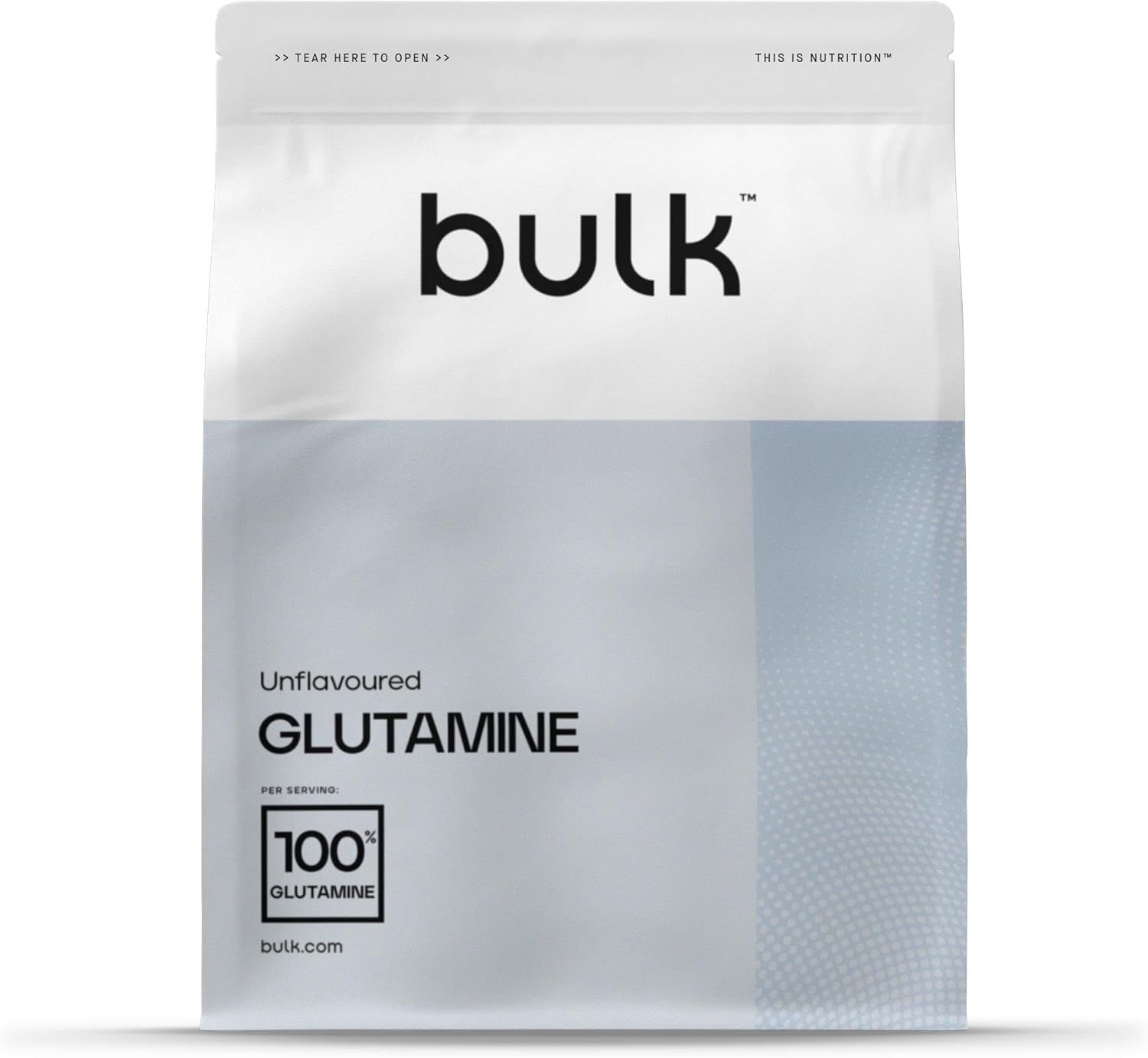 Weißer Beutel mit schwarzem "bulk"-Logo. "Unflavoured Glutamine" und "100% Glutamine"-Label.