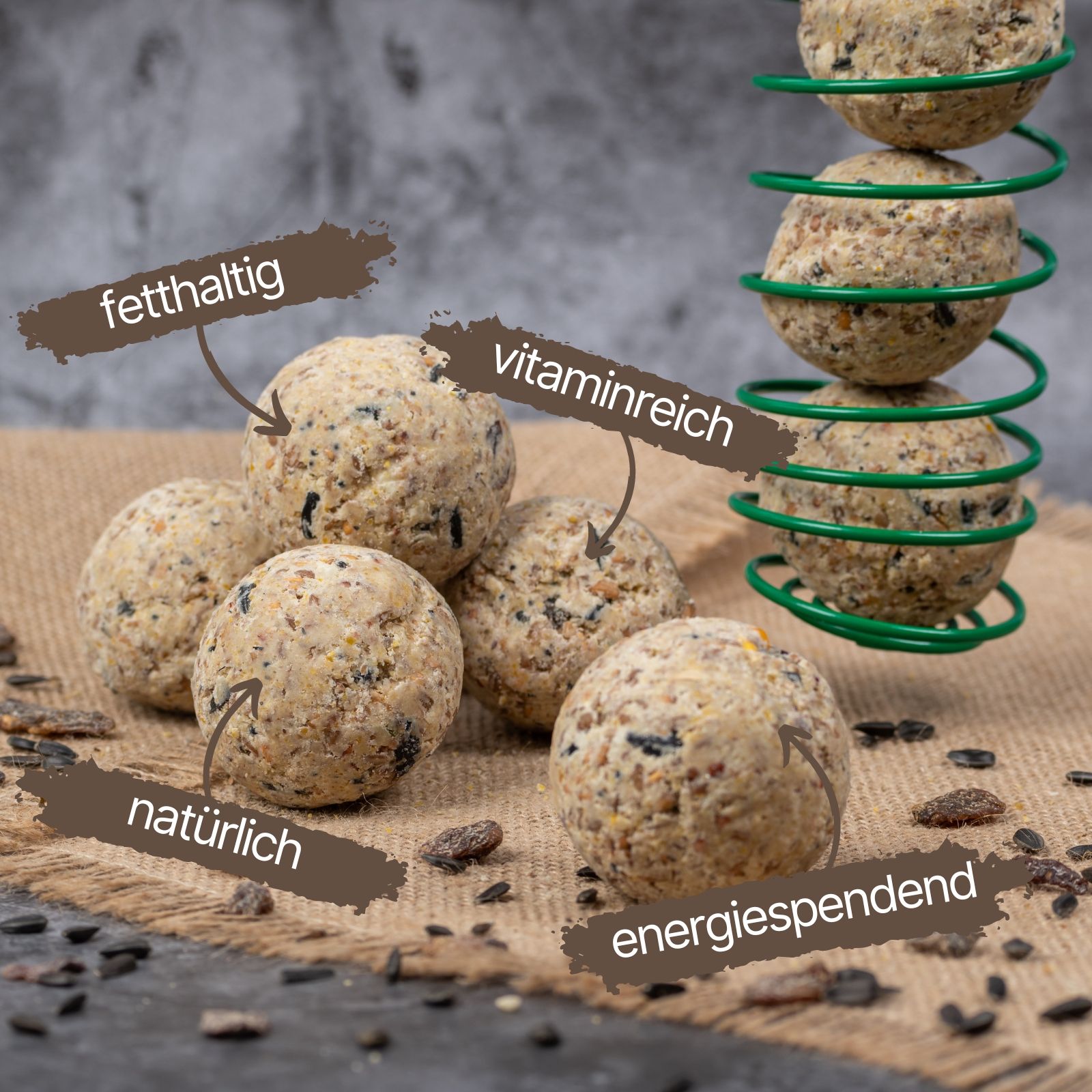 Meisenknödel Vollkorn & Früchte: fettreich, vitaminreich, natürlich, energiespendend.